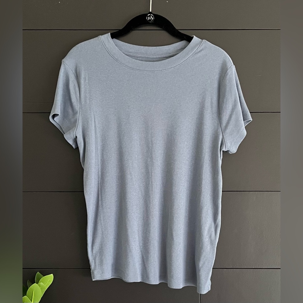 Blue Ribbed High Neck Short Sleeve Shirt. Women’s Size XL. EUC - Picture 7 of 9